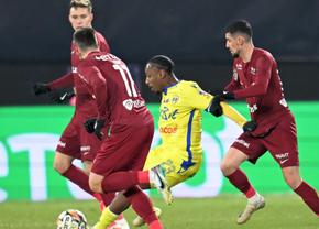 CFR Cluj - Petrolul 2-0. Rugă pentru părinți » Trei puncte esențiale în lupta pentru titlu, victorie cu gândul la Dan Petrescu!