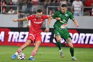 Dennis Politic are motivație suplimentară în Derby de România: va fi în tribune să îl urmărească special