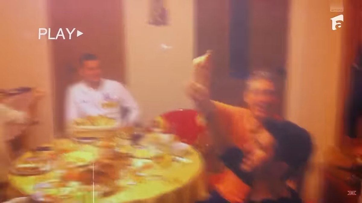 După 20 de ani la naționala de fotbal a României, a venit la X Factor și a emoționat întreg juriul: „Pentru Adelina” » Moment înduioșător cu Cristi Chivu: „Mi-ai salvat viața”