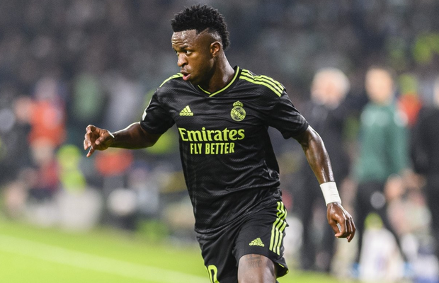 Arabii sunt gata să plătească un miliard de euro pentru transferul lui Vinicius! Planul făcut în culise