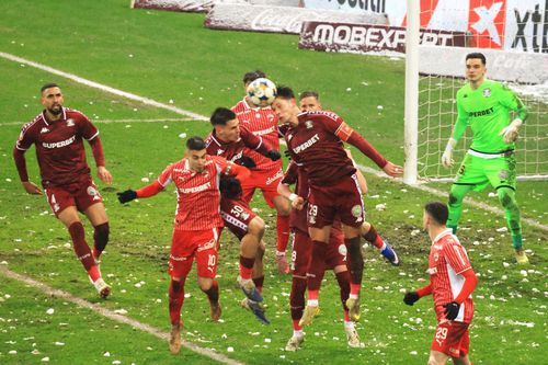 Marian Aioani, portarul de la Rapid, e văzut în lotul României cu Turcia de către Mircea Bornescu/ foto: Ionuț Iordache (GSP)