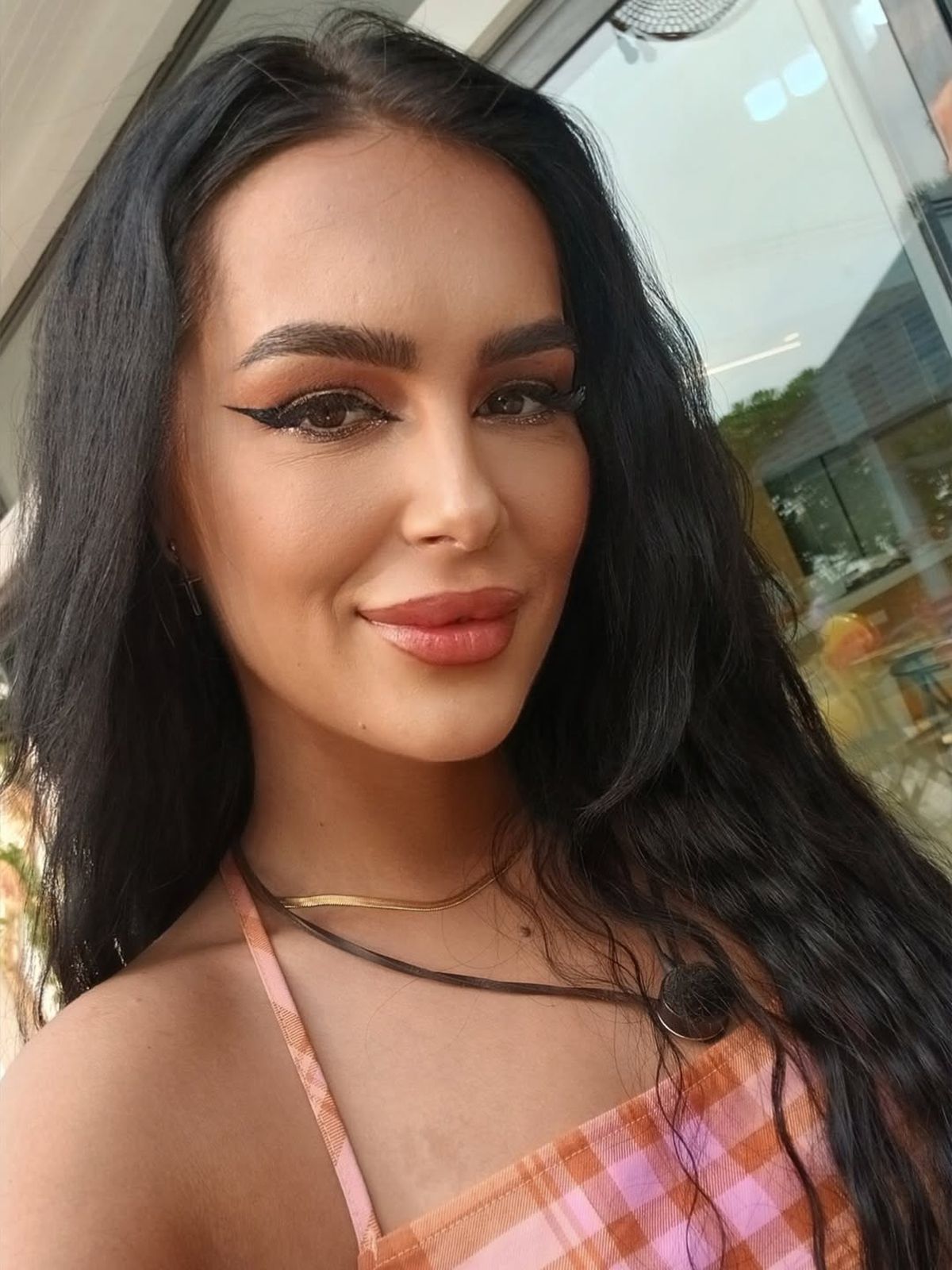 La nici 6 luni de la divorț, fostul jucător de la FCSB și-a găsit alinarea în brațele ispitei de la Insula Iubirii