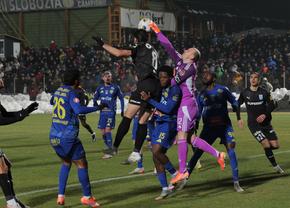 Victoria cu Slobozia nu i-a entuziasmat prea tare pe olteni: „În play-off se face diferența!”