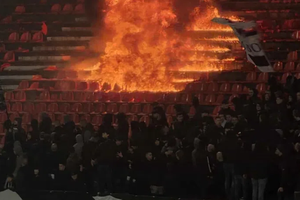Au făcut scandal și au și pierdut! Fanii lui Partizan au incediat Marakana la derby-ul cu Steaua Roșie Belgrad