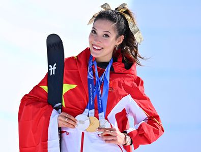 Aur pentru Eileen Gu în ultima zi a Jocurilor Olimpice: „Motivul pentru ...