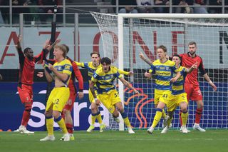 Să-i dea deja titlul lui Chivu! AC Milan s-a făcut de râs acasă, Inter e cu o mână pe trofeu! Noua ierarhie la vârful Serie A