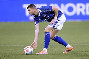 Edin Dzeko, „mașinărie” de reușite în Germania: „Mulți m-au făcut nebun”