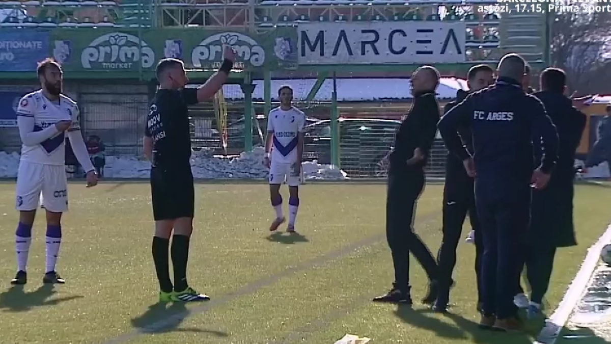 Bogdan Andone, eliminat de Istvan Kovacs în prima repriză din Argeș - Farul