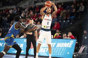 Kris Richard, americanul naturalizat care a devenit liderul all-time la puncte într-o competiție europeană: „Îmi plac papanașii, sarmalele și mămăliga”