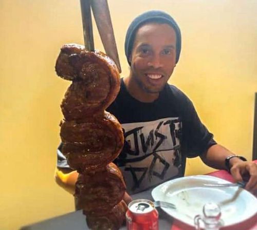 Ronaldinho este închis la Asunción, în Paraguay