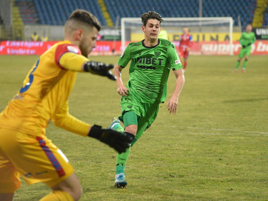 Mulțescu aduce 3 noutăți în echipa lui Dinamo » Jucătorii pe care pariază antrenorul