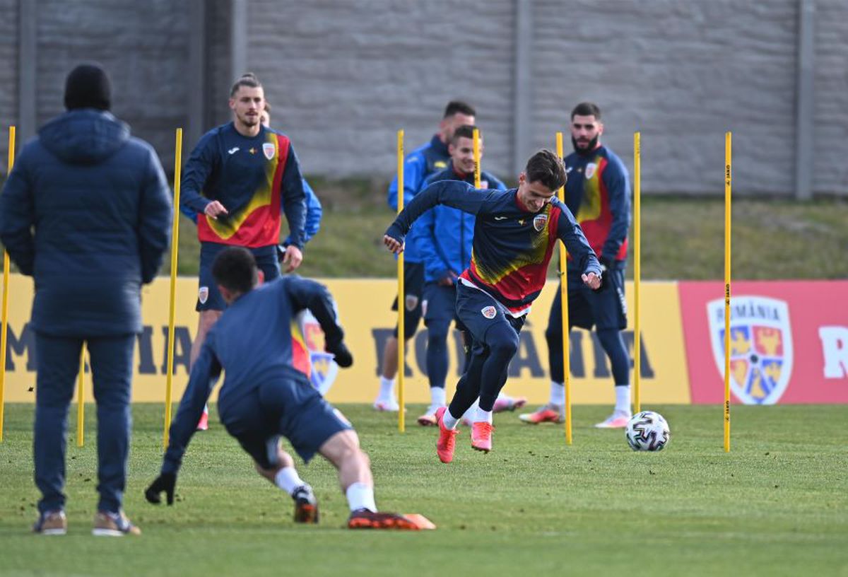 România U21 se pregătește la baza unei foste adversare a celor de la FCSB » Imagini de la antrenamentele lui Mutu