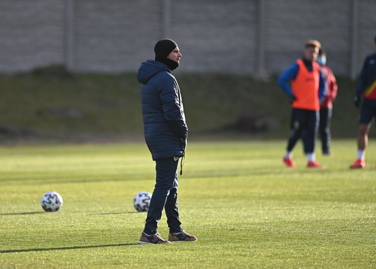 Adrian Mutu are o mare dilemă înaintea debutului la Euro 2021! 2 jucători pentru un post vital