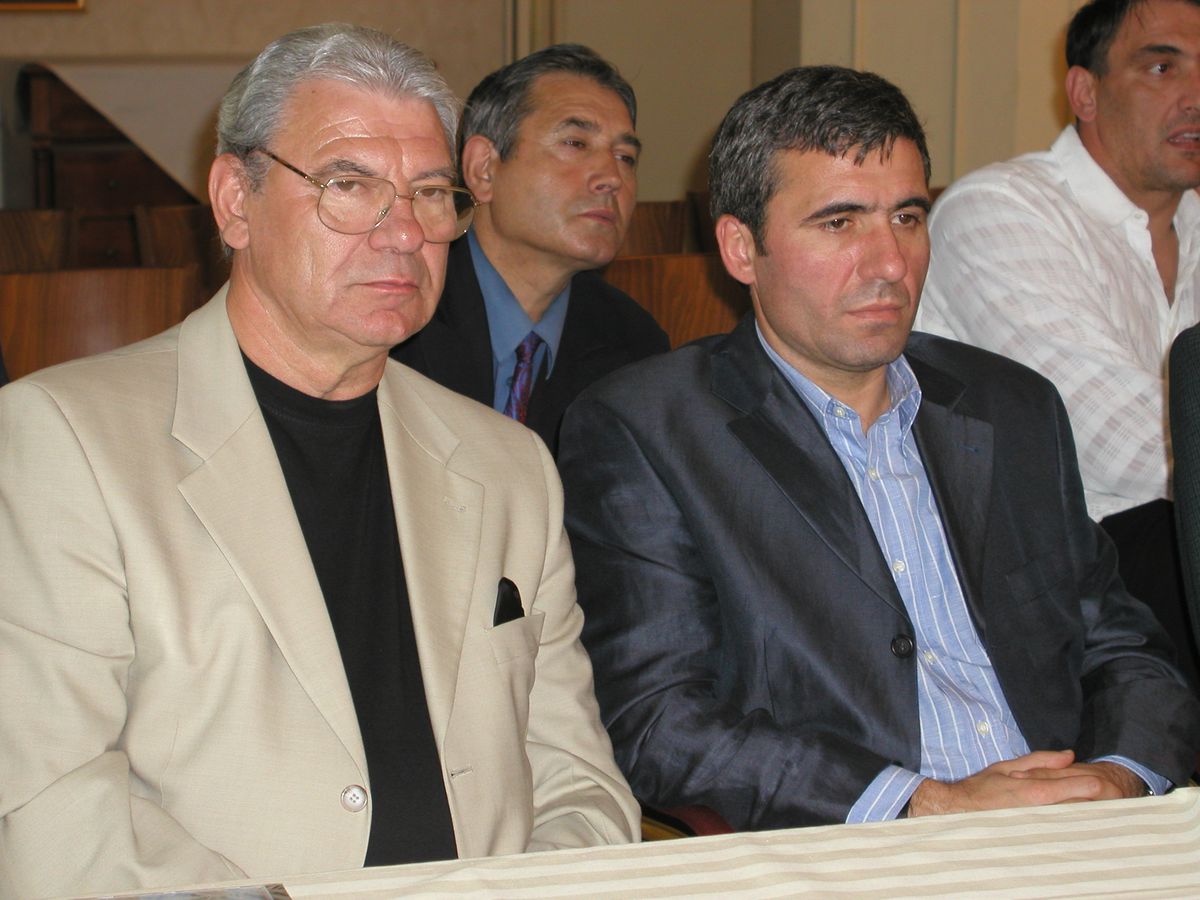 Emeric Ienei aniversează azi 85 de ani