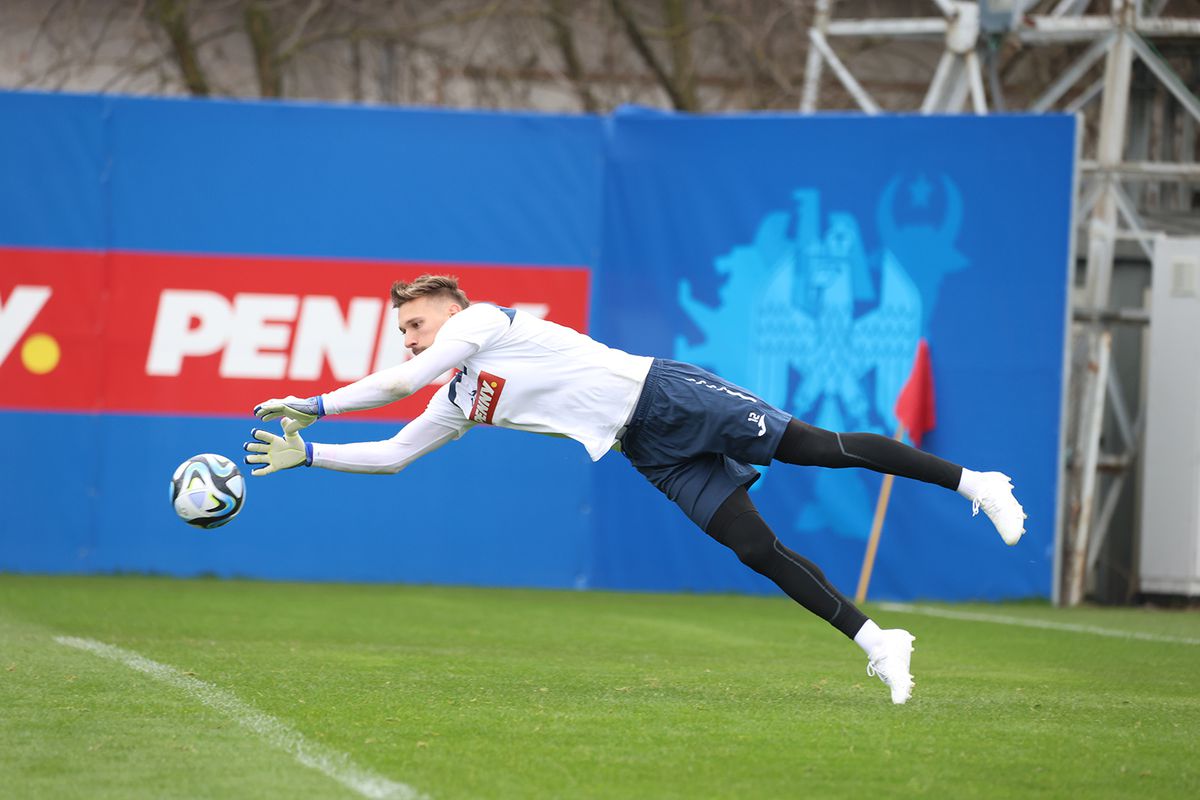 Imagini din cantonamentul naționalei României