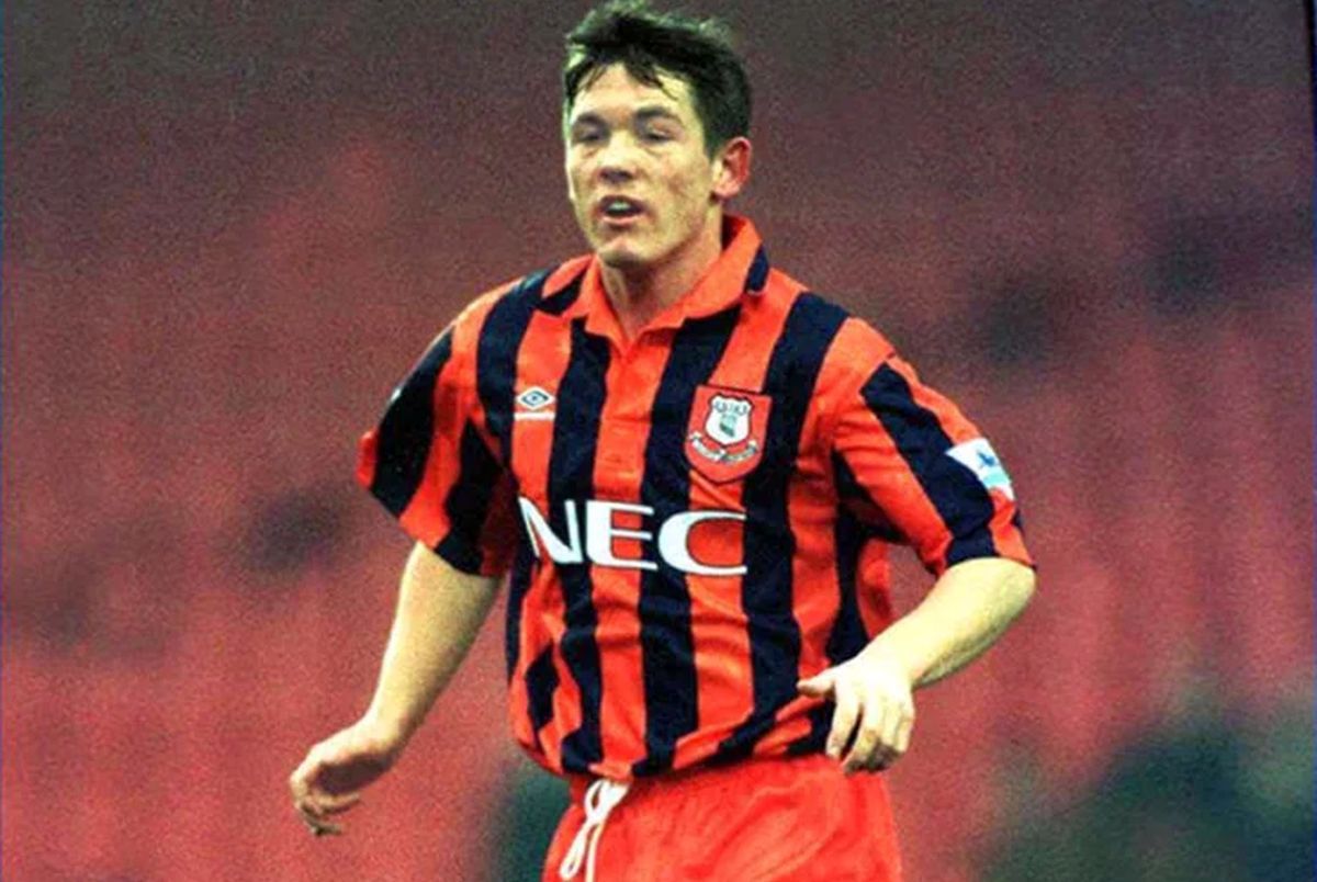 A prins 17 meciuri în Premier League și a decis să se retragă la numai 21 de ani din cauza abuzului de cocaină: „Sunt surprins că încă sunt în viață”