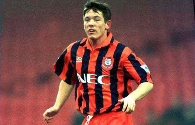 A prins 17 meciuri în Premier League și a decis să se retragă la numai 21 de ani din cauza abuzului de cocaină: „Sunt surprins că încă sunt în viață”