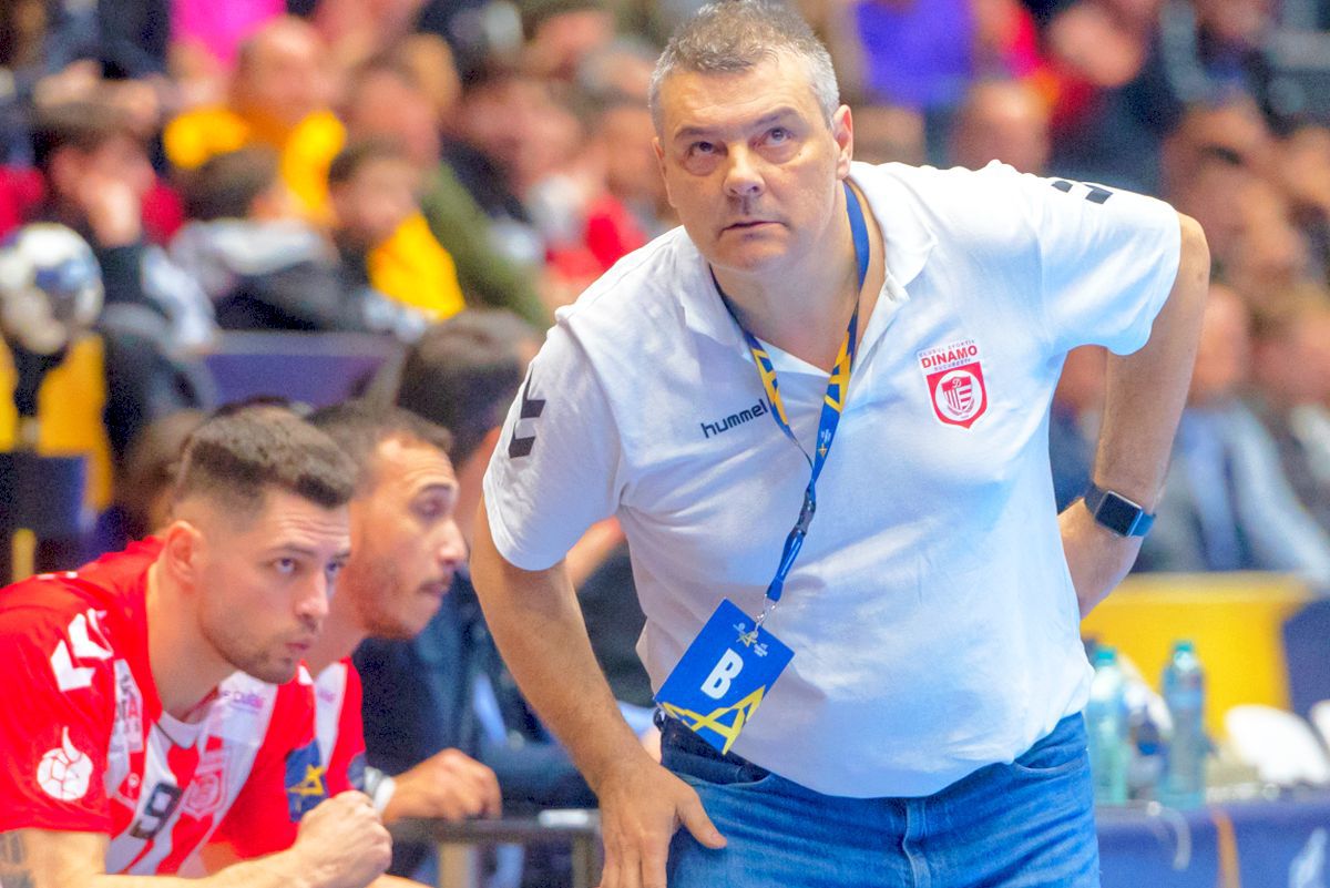 Concluziile lui Xavi Pascual, după înfrângerea severă suferită de Dinamo în Ligă: „A jucat un Porsche cu un Renault. Nu putem concura cu o asemenea echipă”