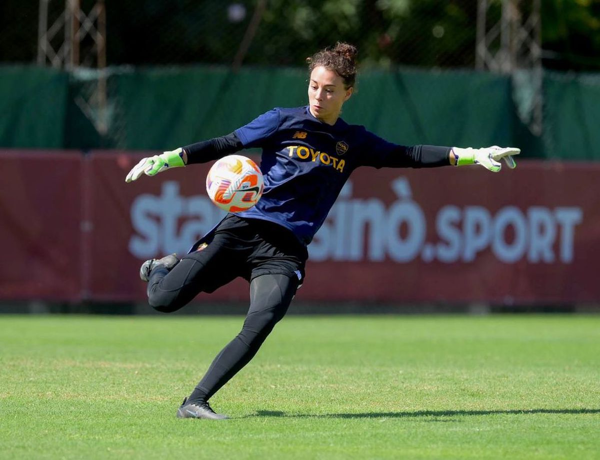 Românca MVP în Roma - Barcelona » Duel în Champions League cu 40.000 de oameni în tribune