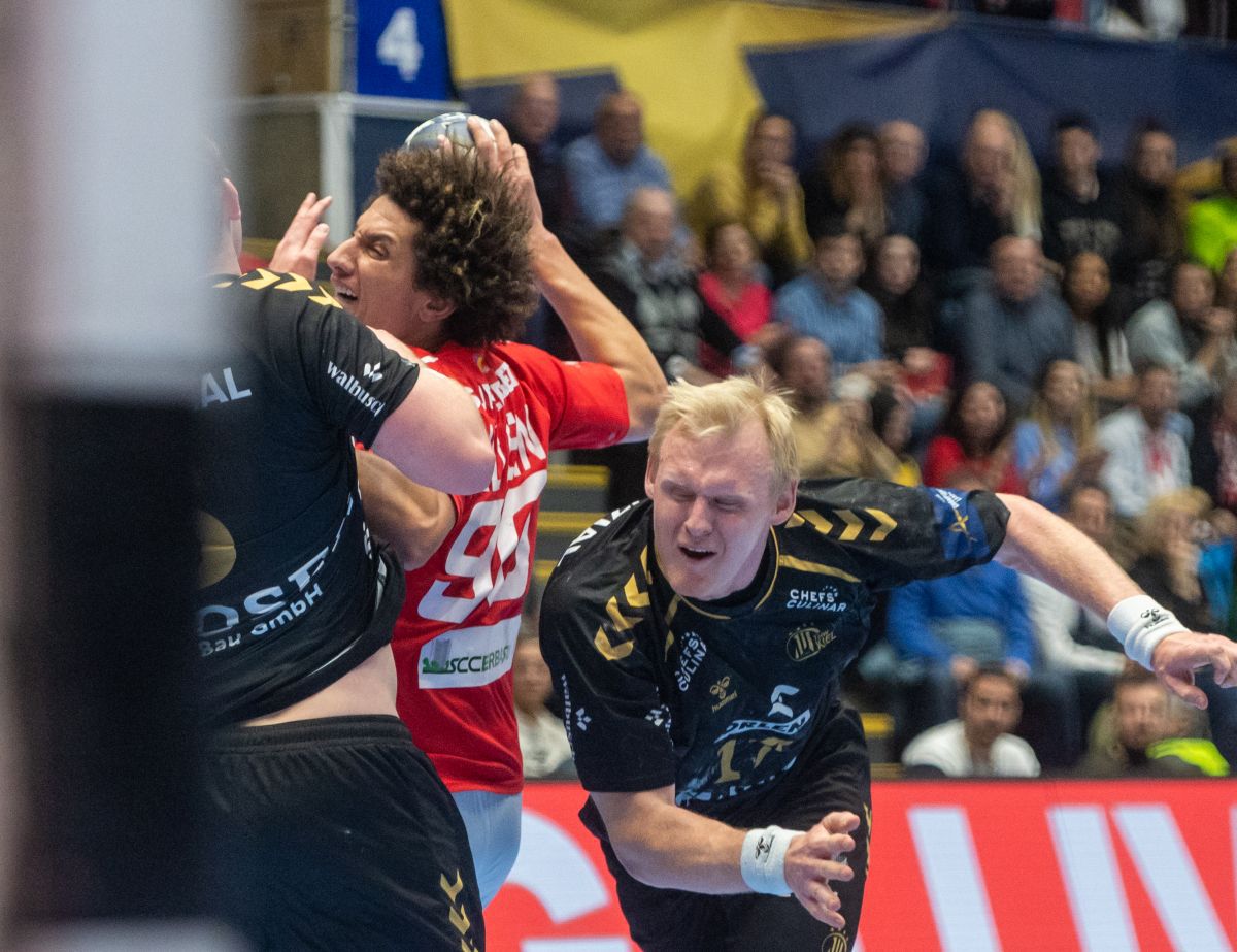 Dinamo - THW Kiel, în play-off-ul pentru „sferturile” Ligii Campionilor