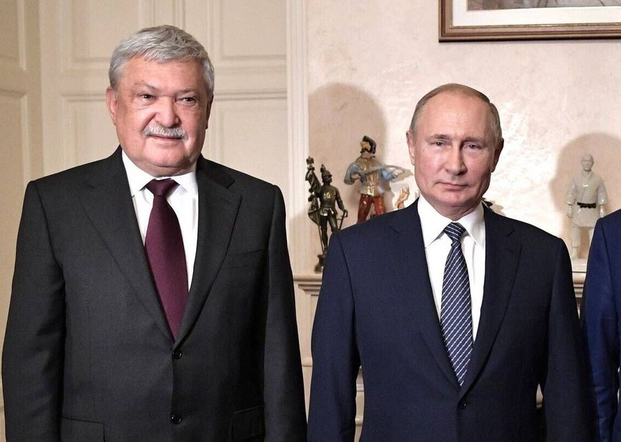 Sandor Csanyi, șeful Federației Maghiare, alături de Vladimir Putin. Foto: Imago Gândește Federația de Fotbal a Ungariei precum Putin?
