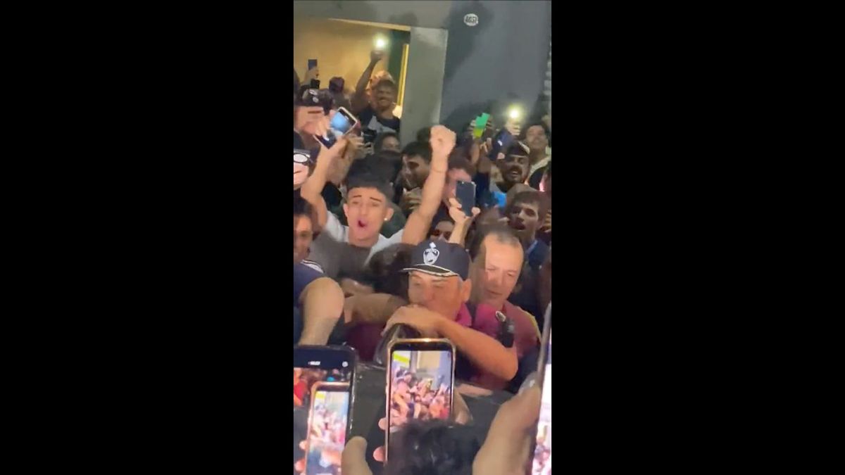 Leo Messi a creat isterie în Argentina » Scos cu poliția din restaurant