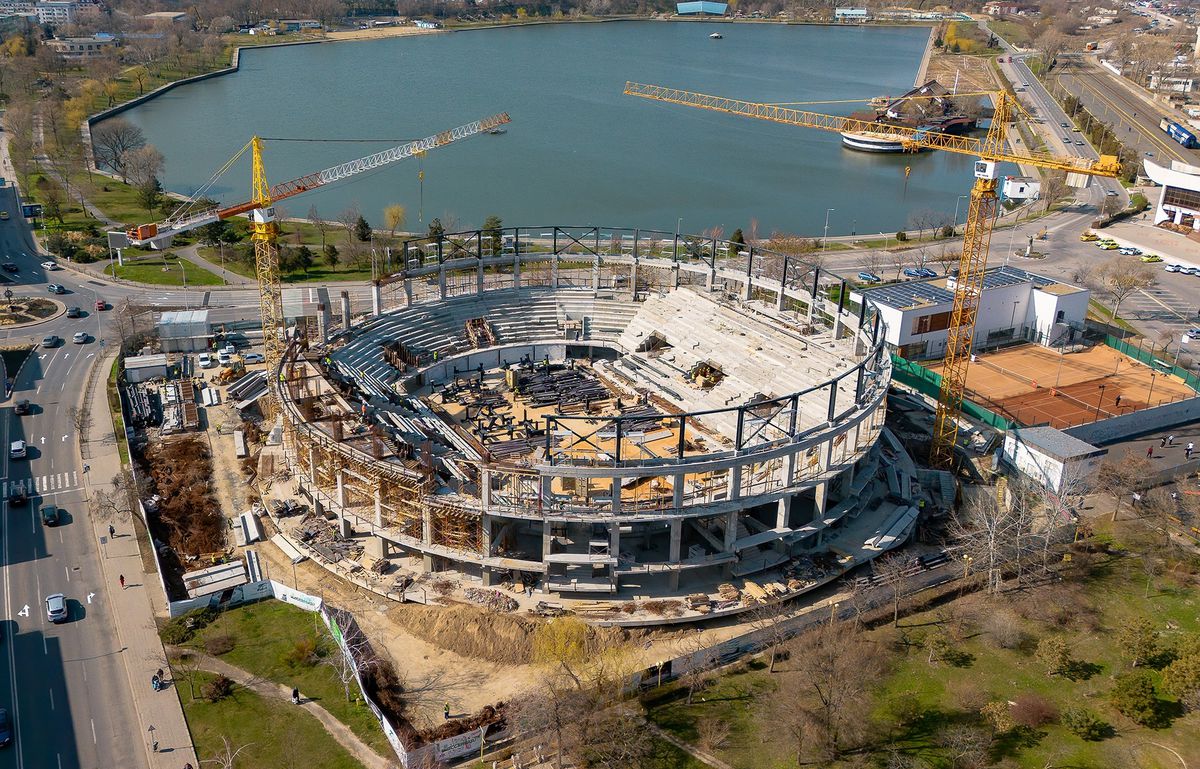 Imagini fabuloase cu viitoarea sală polivalentă din România! S-au folosit peste 50 de tone de metal