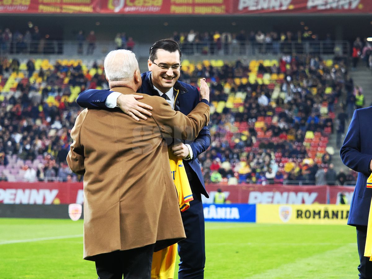 Legendele României, premiate de FRF