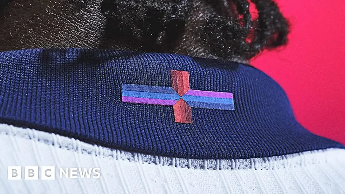 Noul echipament al Angliei stârnește controverse » Ideea „jucăușă” a celor de la Nike l-a înfuriat pe cel mai selecționat fotbalist