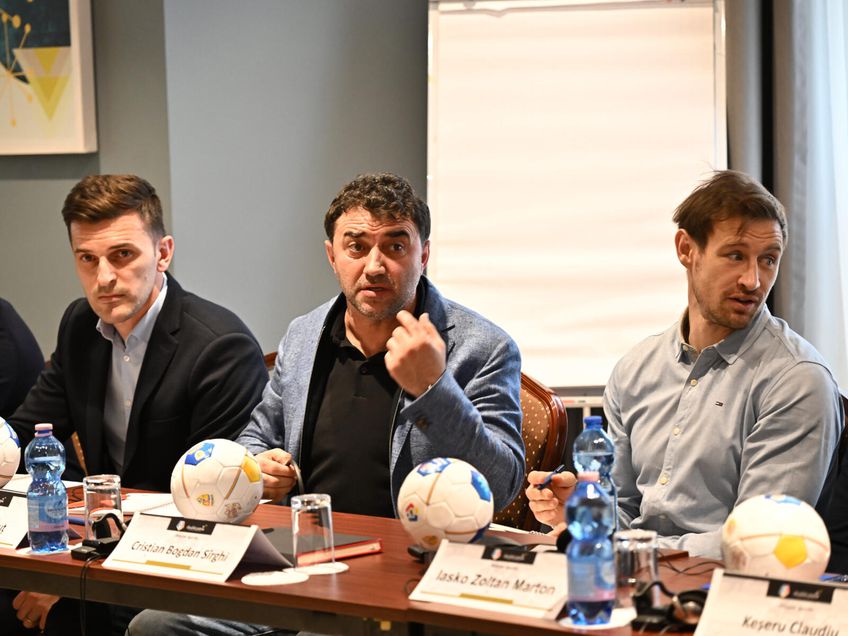 În perioada 19-21 martie au avut loc primele sesiuni ale cursului FRF pentru directori sportivi. La ședințe au participat 25 de cursanți. / FOTO: FRF.ro