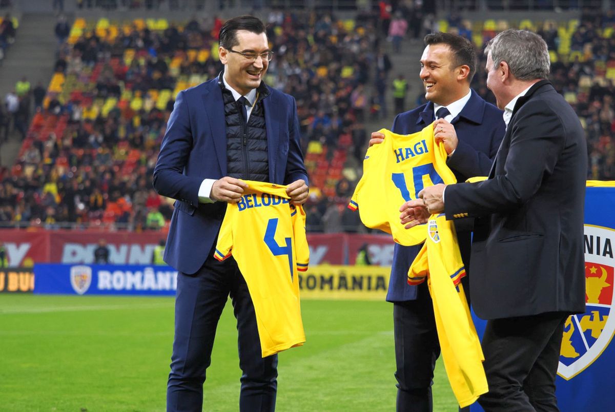 Întâlnire de gradul zero la România - Irlanda de Nord: ce au făcut Gică Hagi și Răzvan Burleanu pe gazon