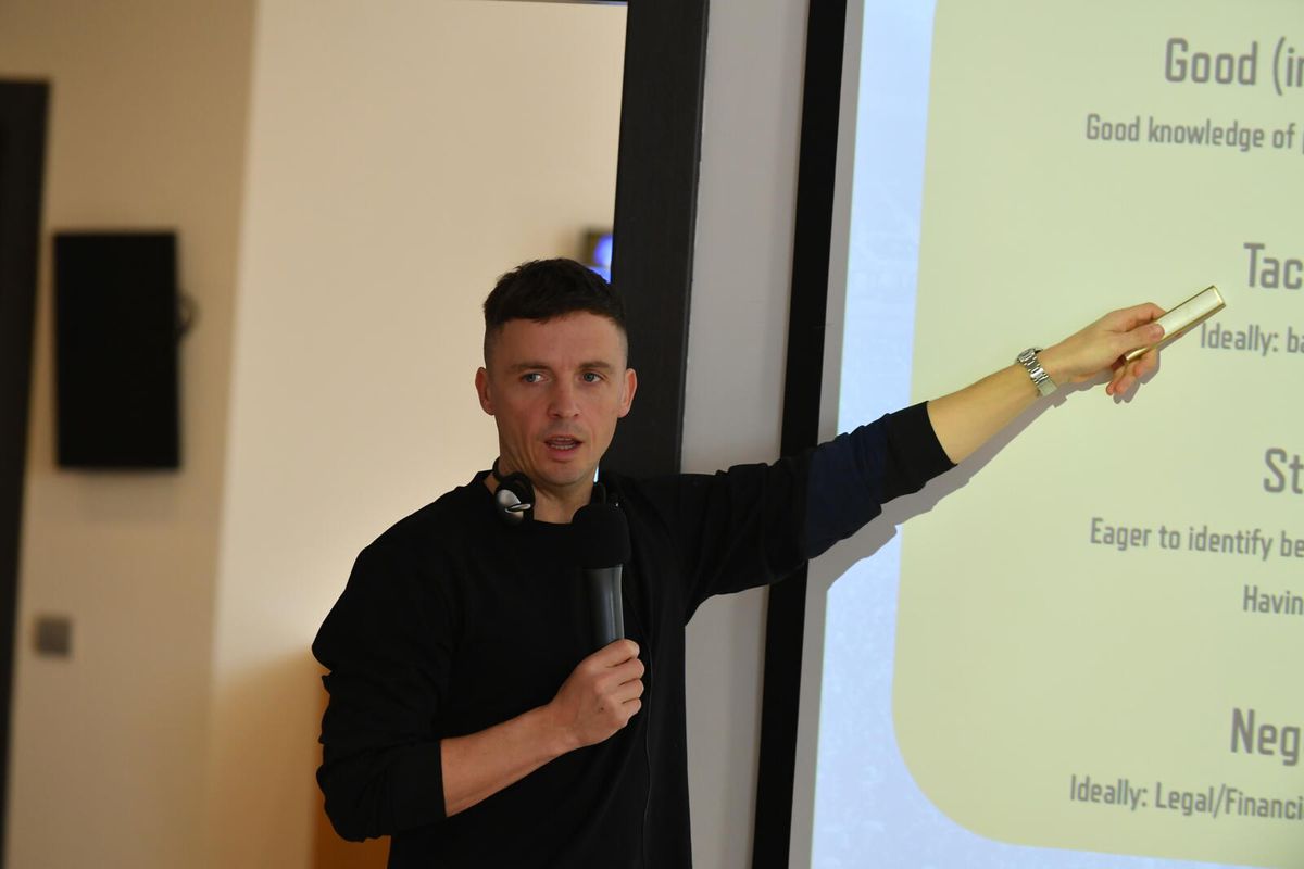 Nume importante prezente la cursurile FRF pentru directori sportivi