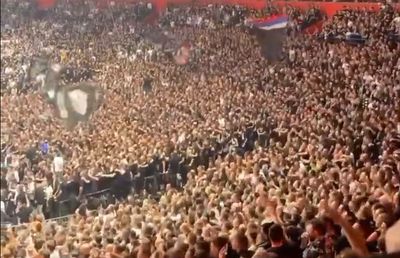 Atmosferă fabuloasă la meciul care a bătut recordul de asistență în Euroligă » Mii de oameni cu bilete false, plângeri penale împotriva angajaților clubului