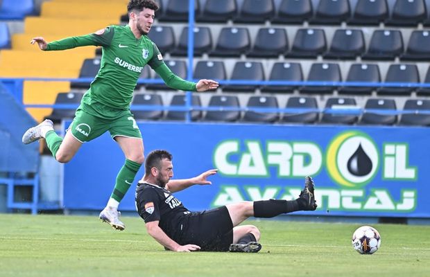 Farul, victorie cu favorita la promovare » Budescu s-a distrat cu adversarii