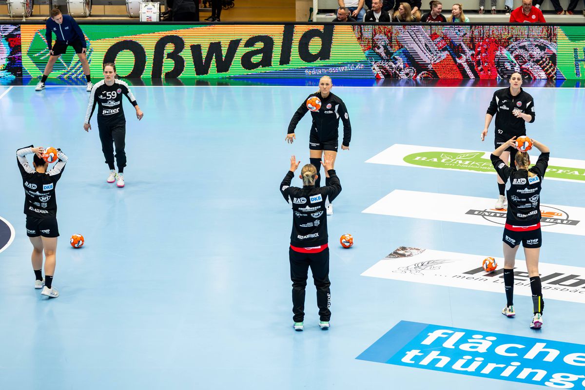 Final în Thuringer - SCM Râmnicu Vâlcea, în „sferturile” European League » Se anunță un retur dificil pentru românce