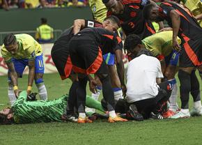 Ciocnire înspăimântătoare » A suferit o comoție cerebrală și nu joacă marți în Clasico!