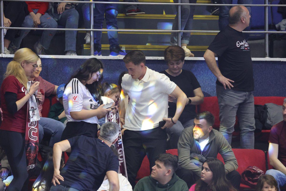 Jucătorii lui Șumudică, la Polivalentă pentru Rapid - CSM București: „Sperăm să putem replica”