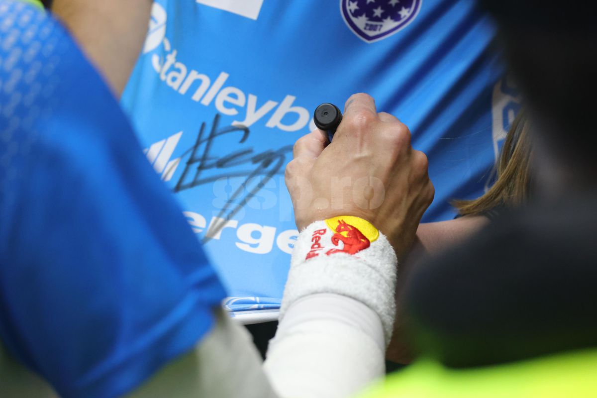 Chiar se retrage? Cristina Neagu i-a dat gata pe cei de la EHF cu execuția sublimă din meciul cu Rapid