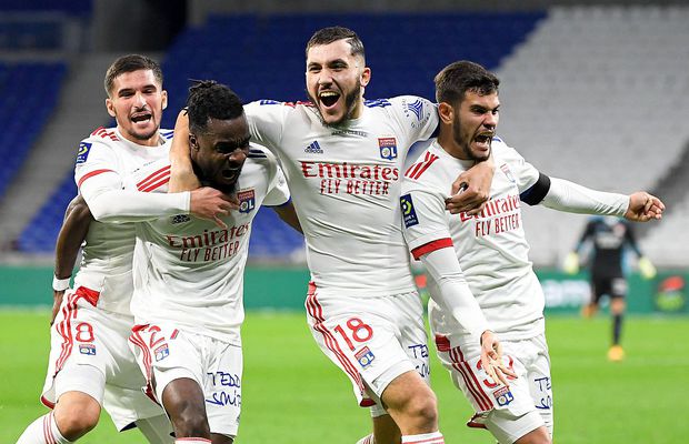 Lyon a decis să-l vândă! 3 coloși europeni pe urmele jucătorului