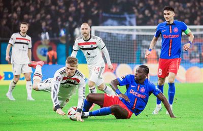 Au sunat să se intereseze de transfer! Jucătorul care poate pleca pe bani buni în noua perioadă de mercato