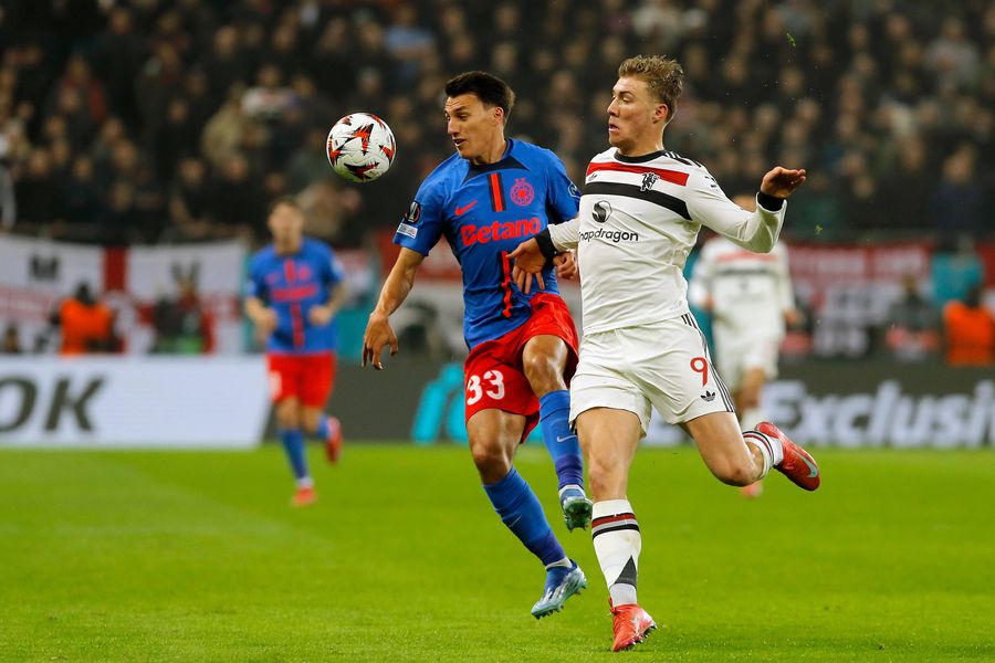 Rasmus Hojlund a jucat la București cu FCSB. FOTO: Imago Au sunat să se intereseze de transfer! Jucătorul care poate pleca pe bani buni în noua perioadă de mercato