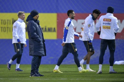 Mircea Lucescu, antrenament România // Foto: Cristi Preda