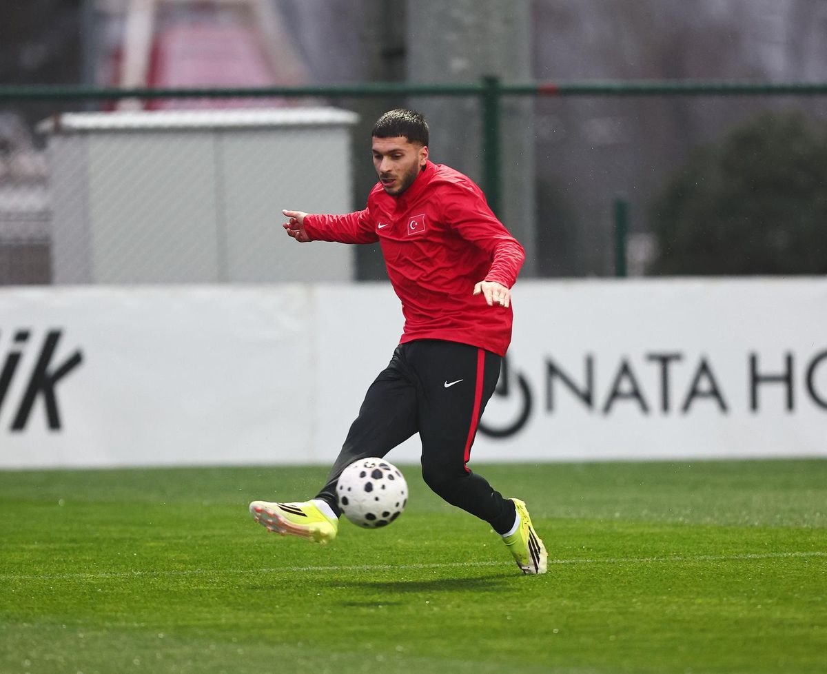 Decizia luată astăzi de Vincenzo Montella » Cum a încercat să îi caștige pe fotbaliștii din naționala Turciei