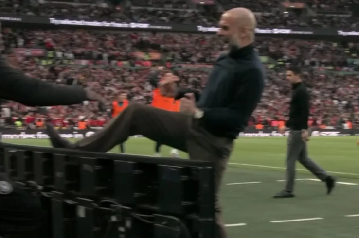 Pep Guardiola, reacție nemaivăzută la golul lui Manchester City // FOTO: X