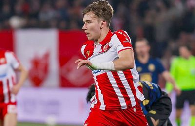 „Părinții mei nu au sunat niciodată antrenorii!” » La 17 ani, cel mai căutat fotbalist din Serbia dezvăluie secretul succesului