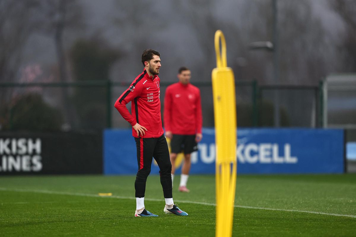 Decizia luată astăzi de Vincenzo Montella » Cum a încercat să îi caștige pe fotbaliștii din naționala Turciei