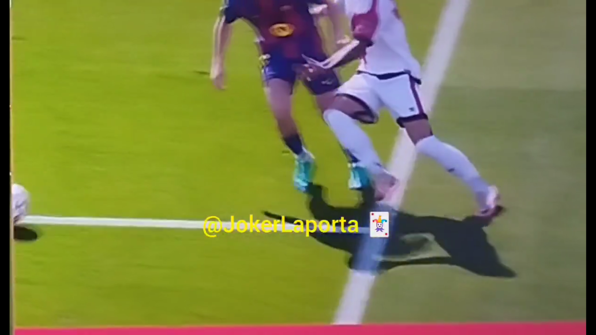 Fostul mare arbitru dă verdictul la faza în care Andrei Rațiu a cerut penalty cu Barcelona: „E clar!”