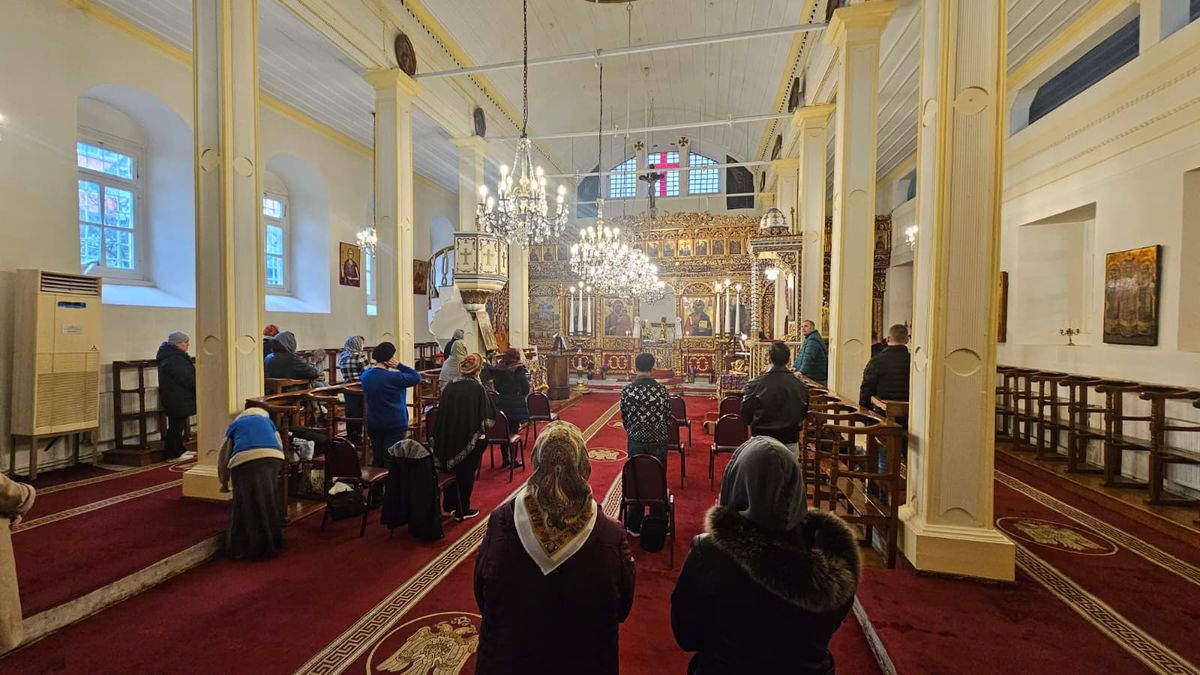 Oaza românilor din Istanbul, între credință, fotbal și dor de casă: „I-aș săruta mâna lui Mircea Lucescu!”