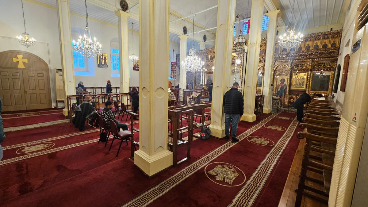 Oaza românilor din Istanbul, între credință, fotbal și dor de casă: „I-aș săruta mâna lui Mircea Lucescu!”