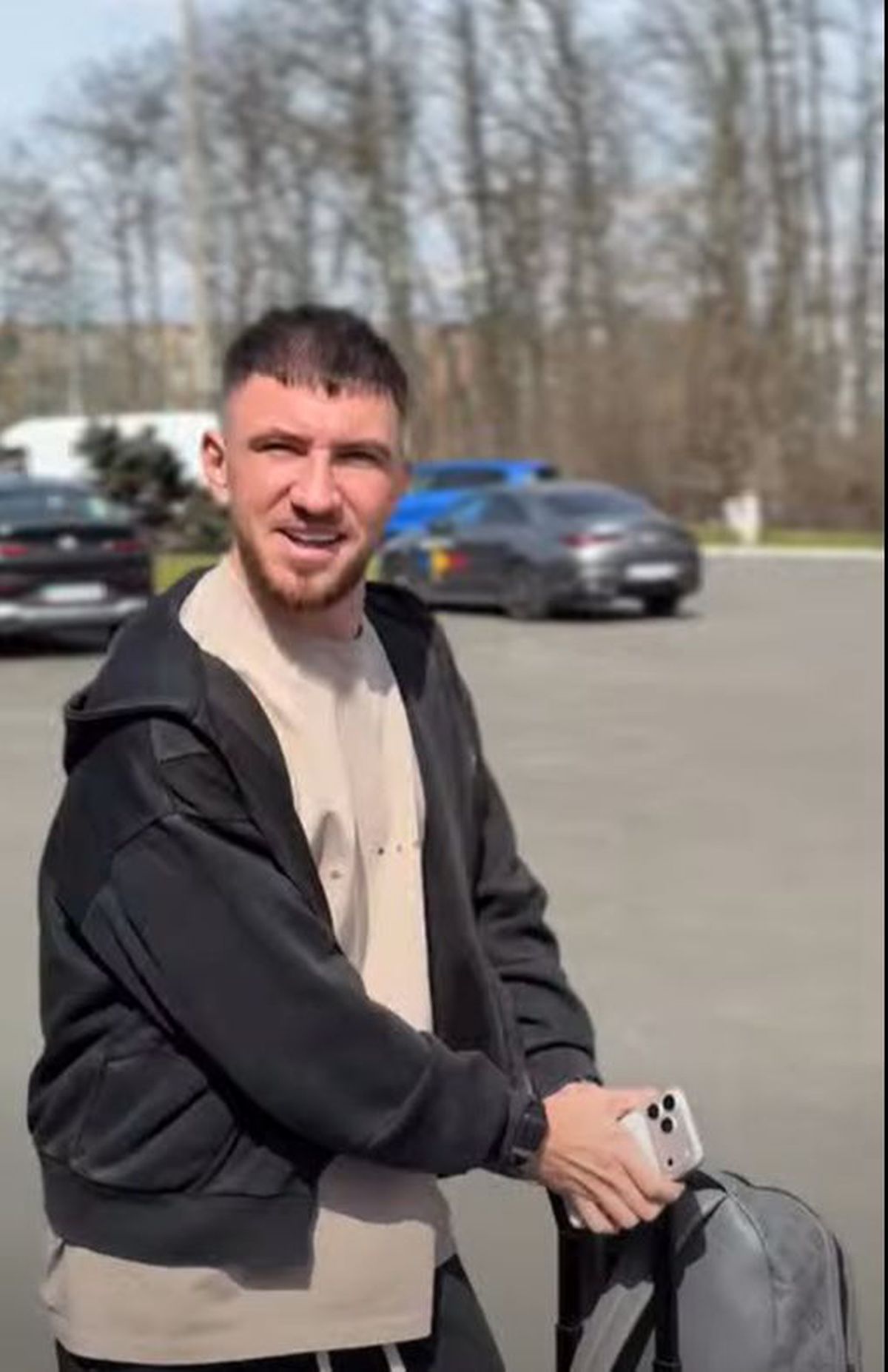 Ianis Hagi a „rupt moda” la Mogoșoaia » Primii fotbaliști sosiți sub comanda lui Lucescu